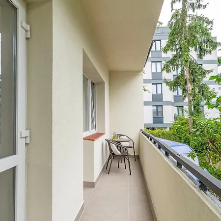 아파트 Hillon Gold With Balcony - Krakow, Bronowice *